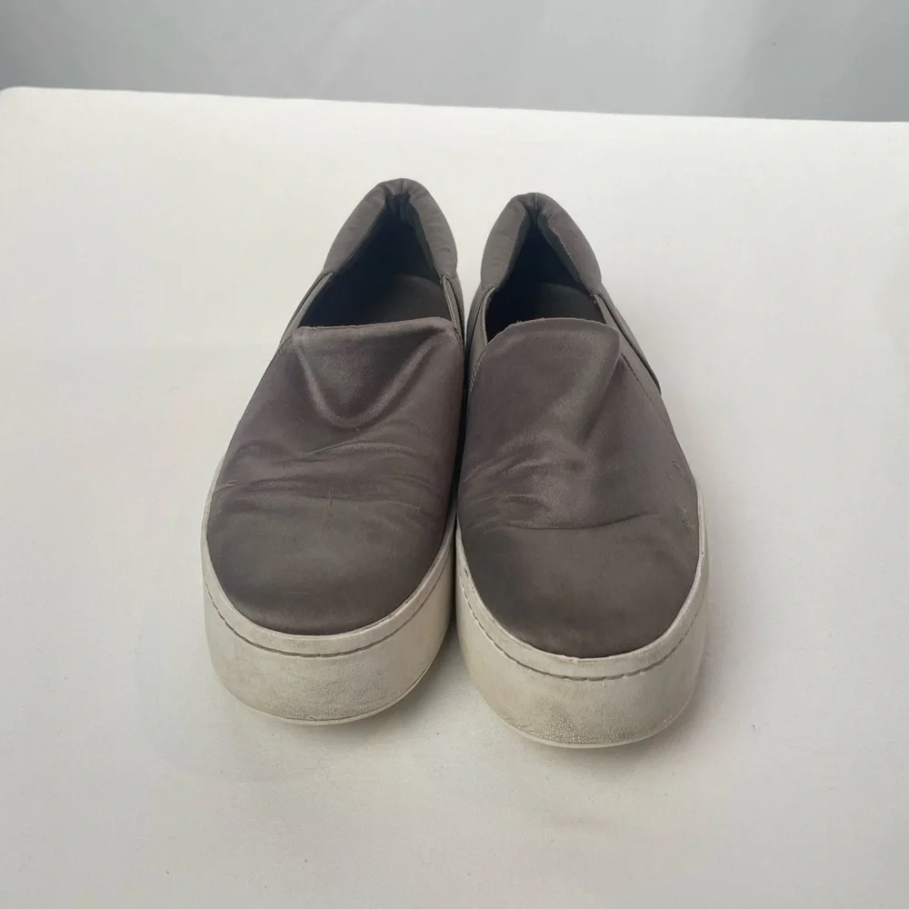 VINCE Warren Satin Platform Sneaker in‎ Grey Size 7